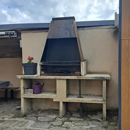 Le Crochet De Pervenche * Recoules-Previnquieres