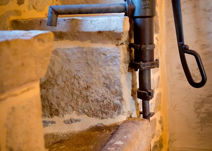 Le Crochet De Pervenche * Recoules-Previnquieres